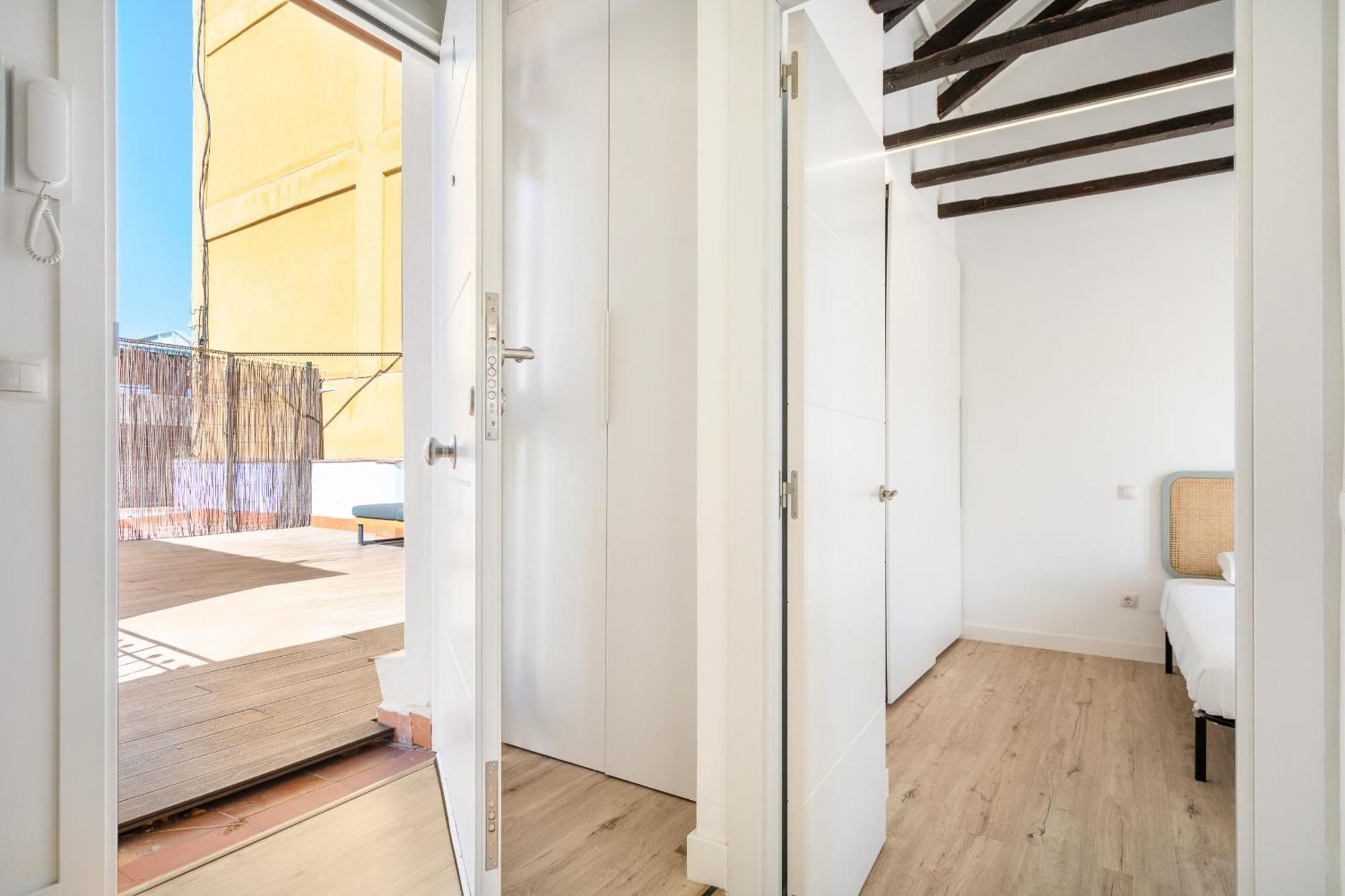 Apartamentos En La Avda De La Albufera Alquiler Temporal Madrid Exterior photo